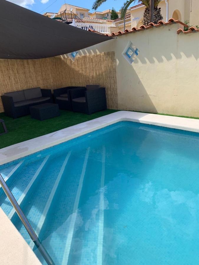 Maison Alicante - Urb La Marina, La Marina – Bijgewerkte ...