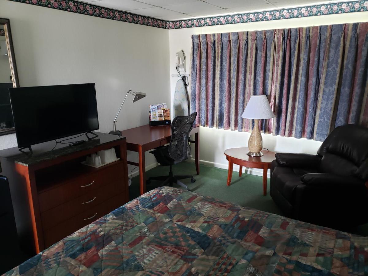 Huntingdon Motel — photo 18