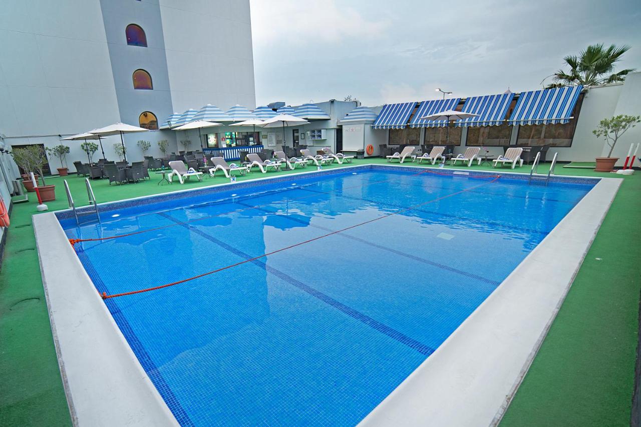 Ramada by Wyndham Bahrain photo