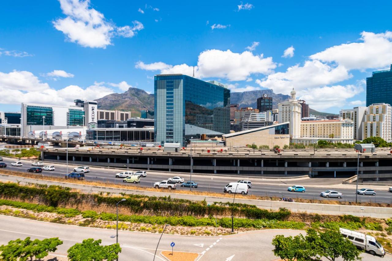 aha Harbour Bridge Hotel & Suites - 3