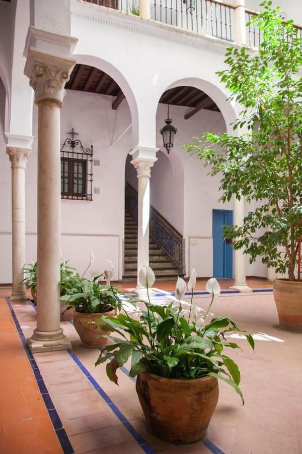 A4 CENTRO DE SEVILLA CATEDRAL SANTA CRUZ PARKING PRIVADO ...