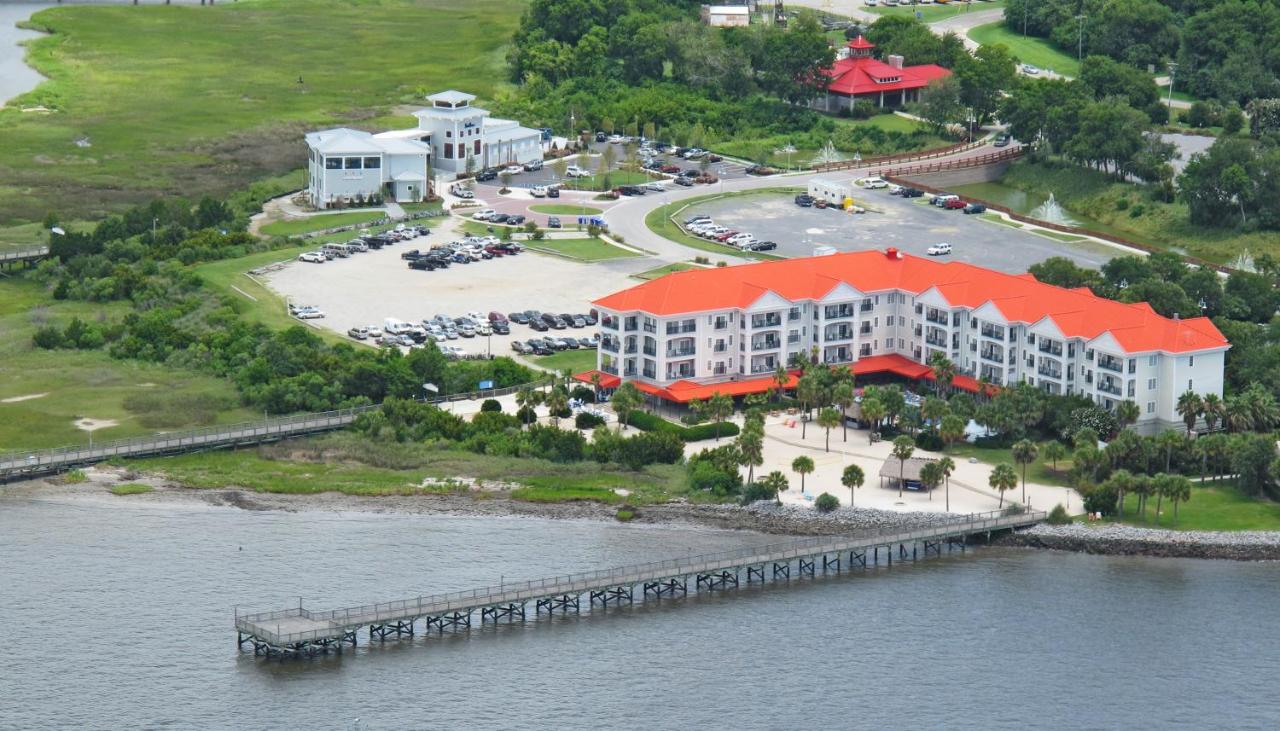Harborside at Charleston Harbor Resort and Marina — photo 19