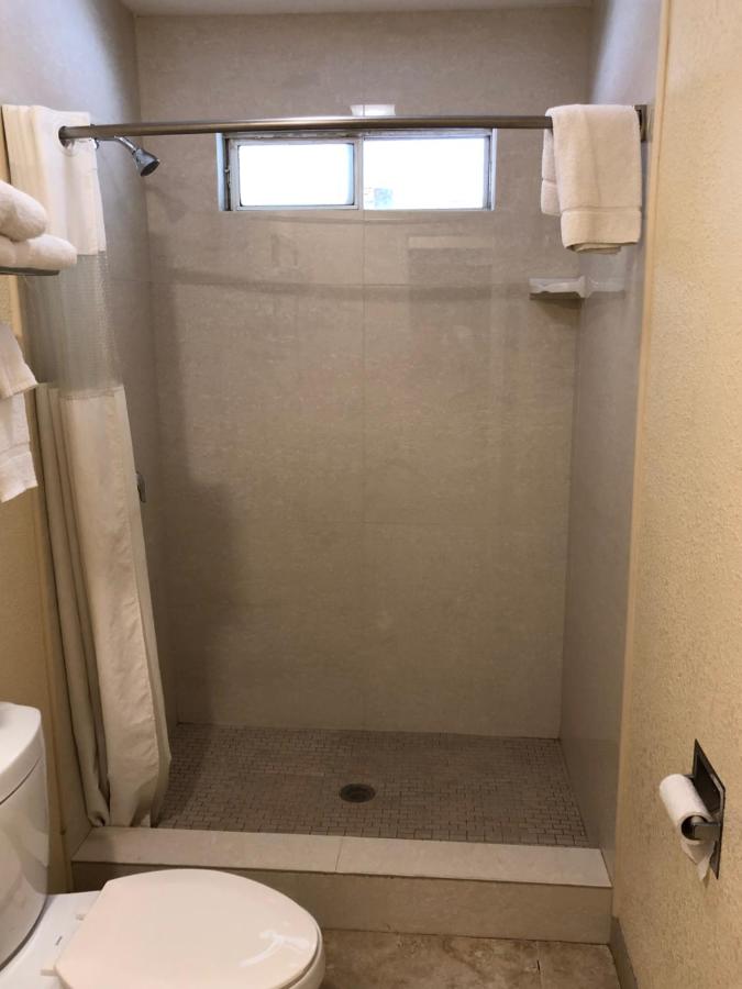 Dixon Motel — photo 16