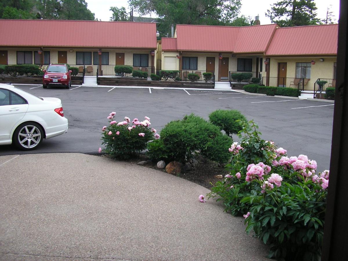 Mecca Motel — photo 16