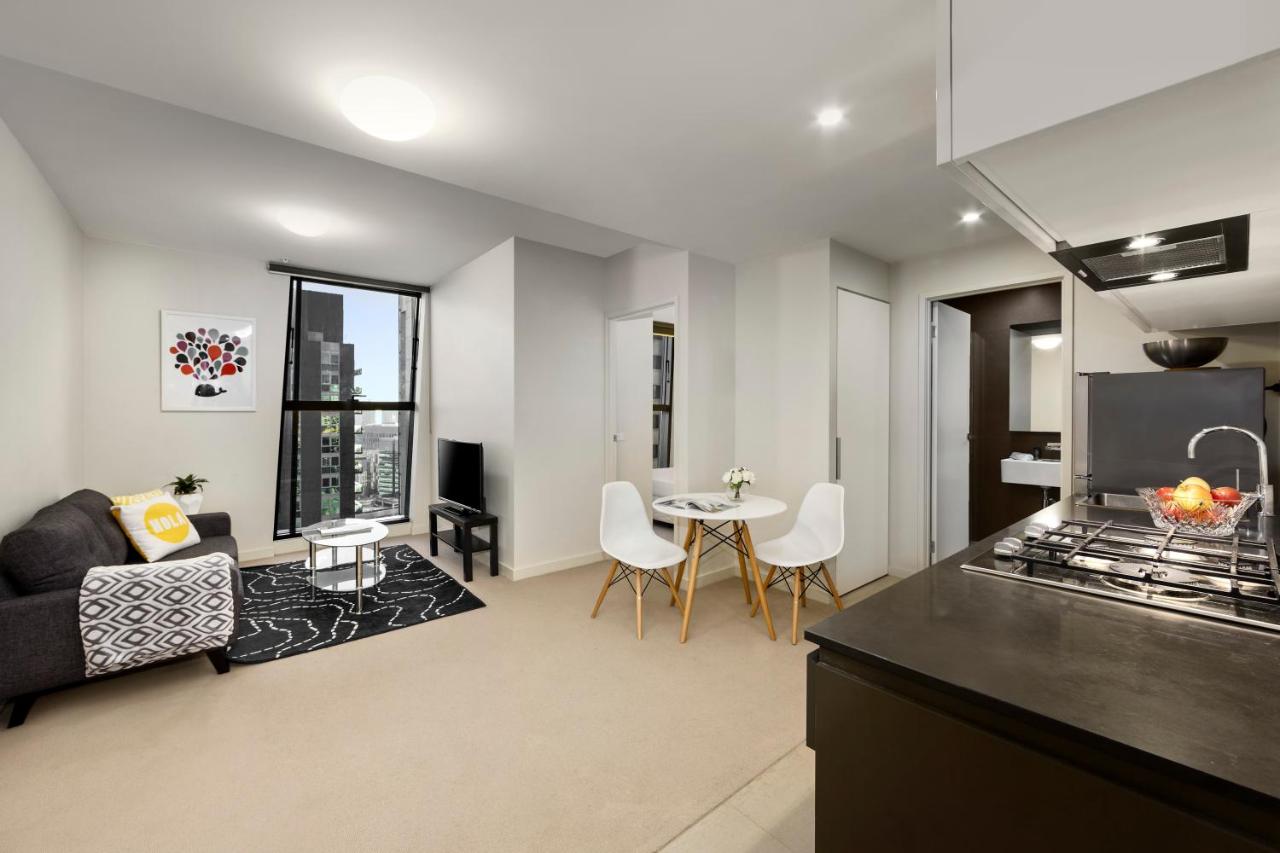 Winston Apartments photo