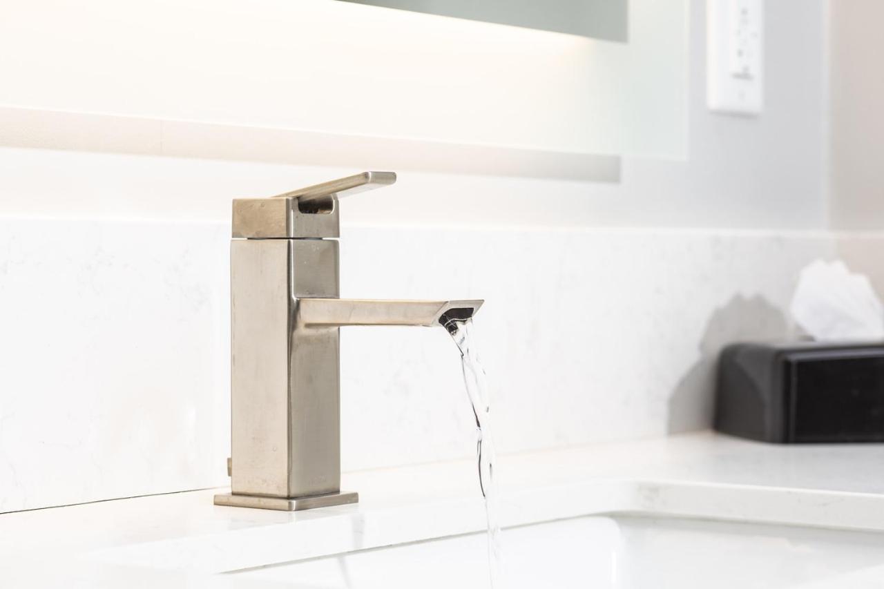 Palm Garden Hotel - 3