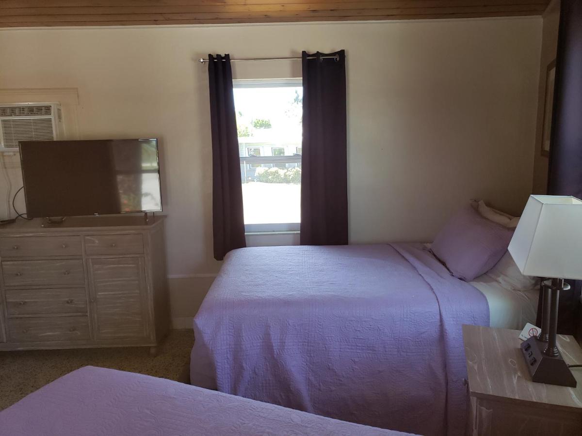 Siesta Motel — photo 24