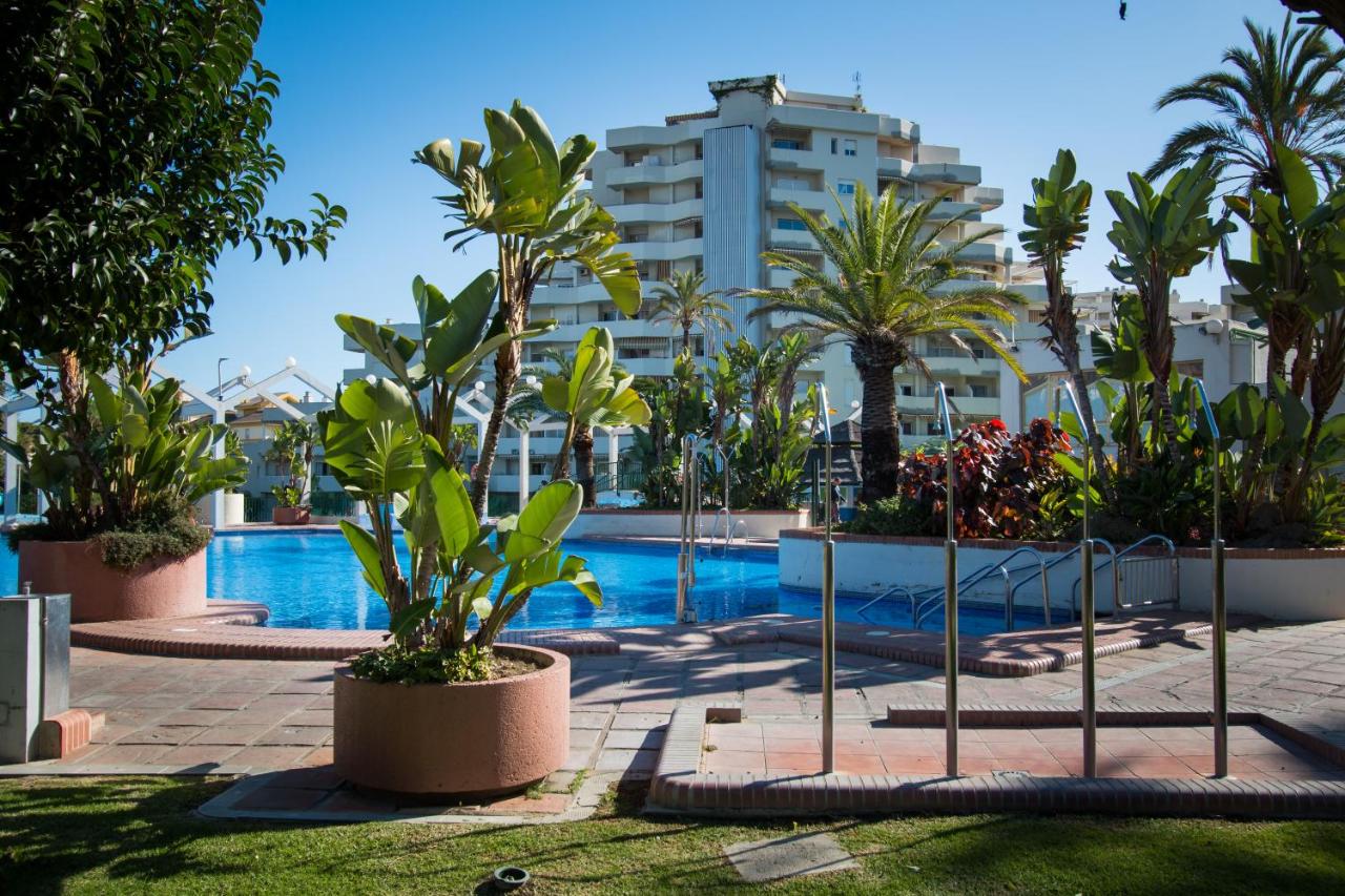 Holidays2Benal Beach Terraza Solarium, Benalmádena ...