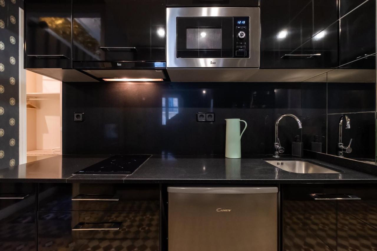 eg21- MODERNIST AND ELEGANT APARTMENT IN BCN CITY CENTER - 3