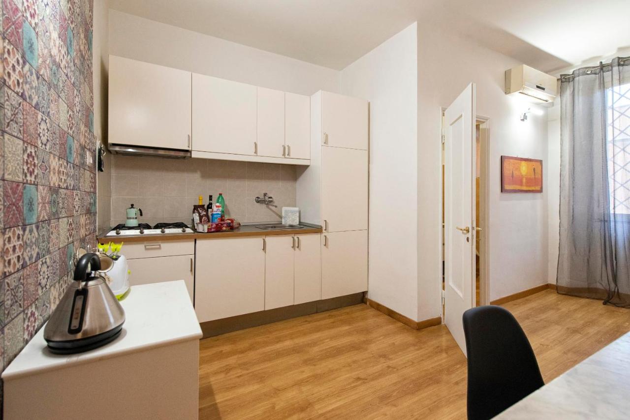 Rome La Sapienza Apartment - 5