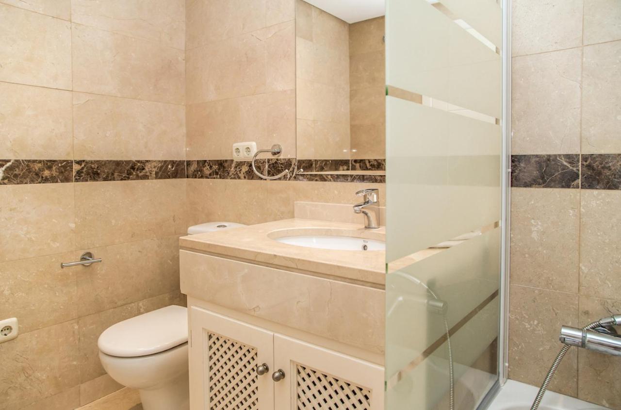 Luxury Duplex Penthouse Alcazaba Beach - RDR157, Estepona ...