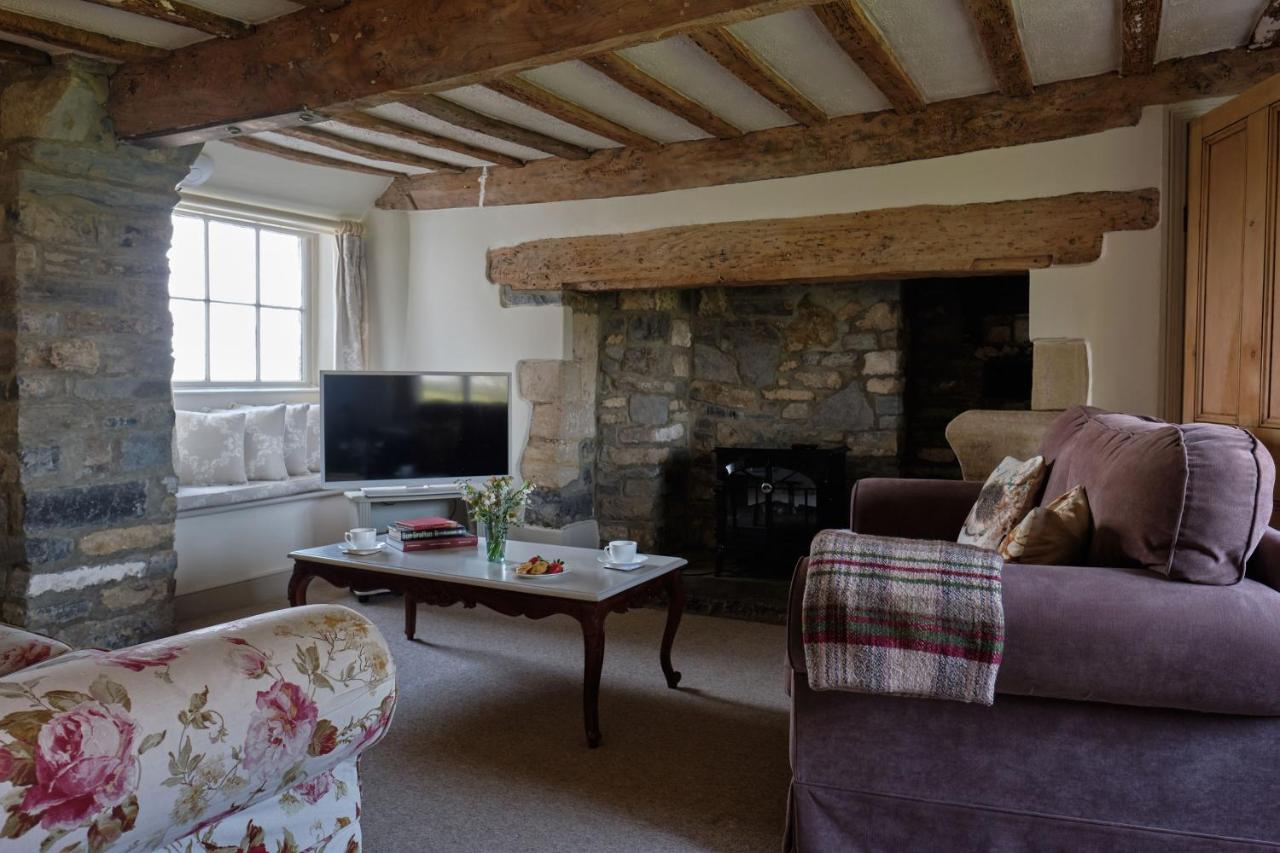Middlewick Holiday Cottages - Laterooms