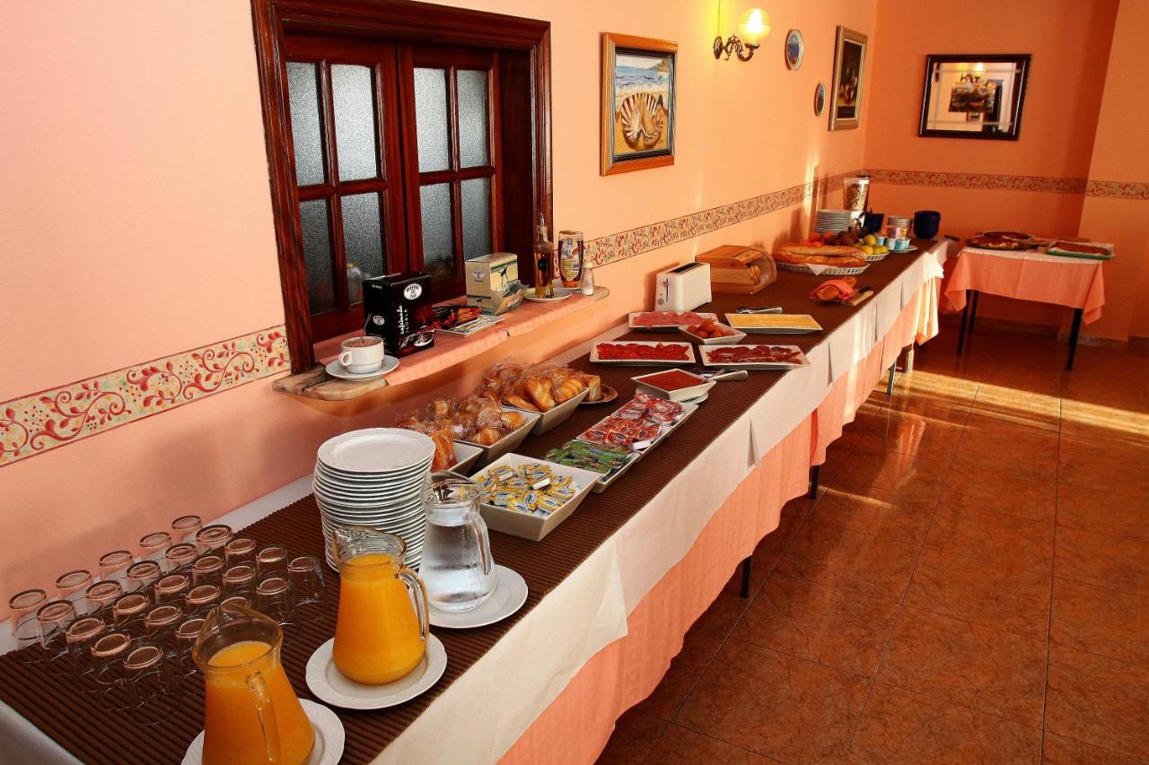 Hotel Pipo, A Lanzada, Spain - Booking.com