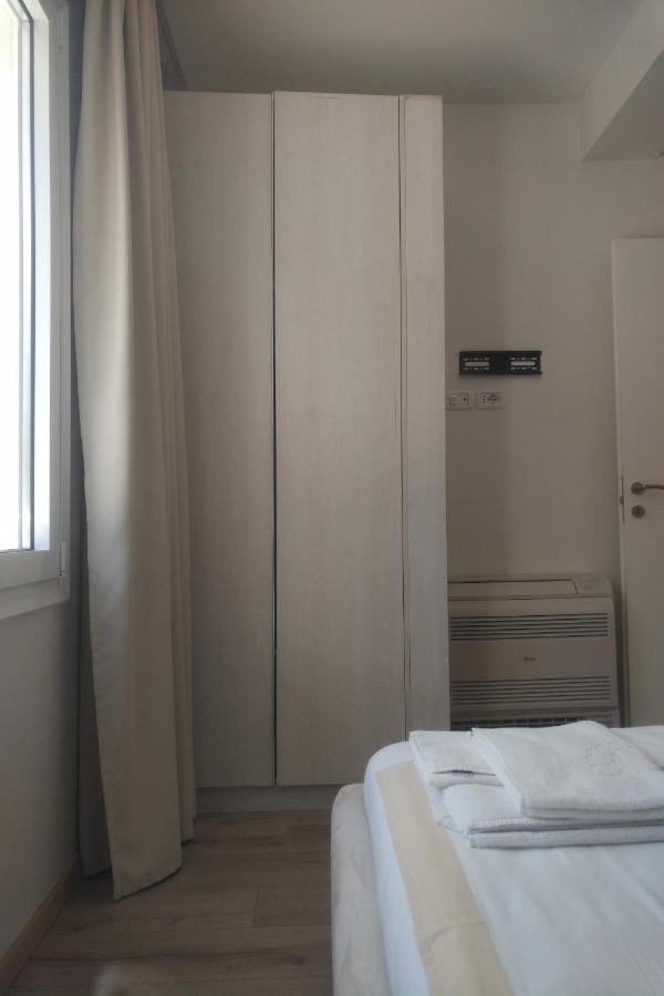 Deluxe Sea Apartment photo