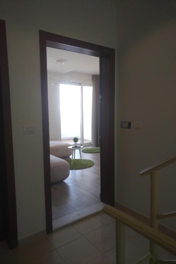 Deluxe Sea Apartment photo