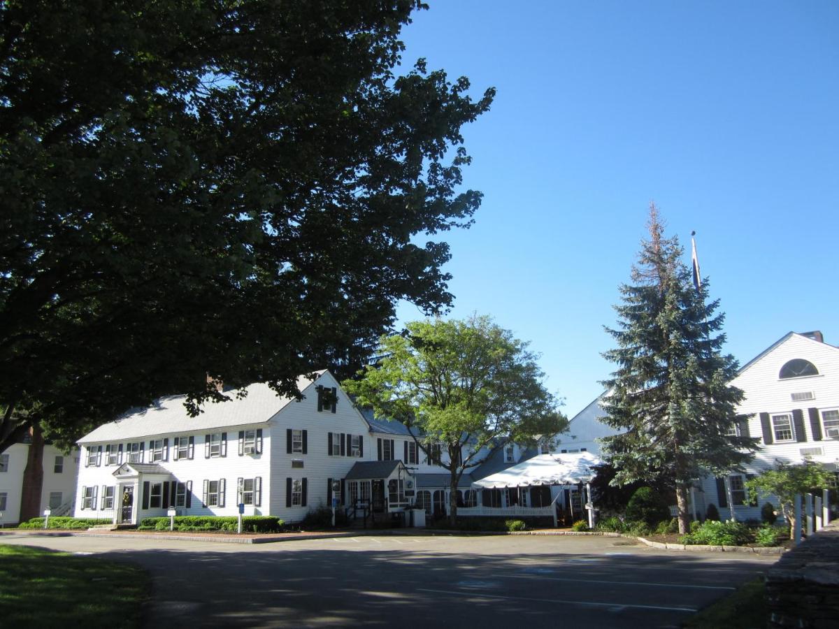 Publick House Historic Inn and Country Motor Lodge — photo 17