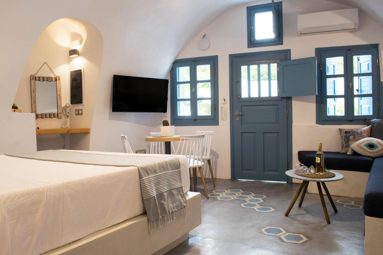 Stoa Cave Villas - 3