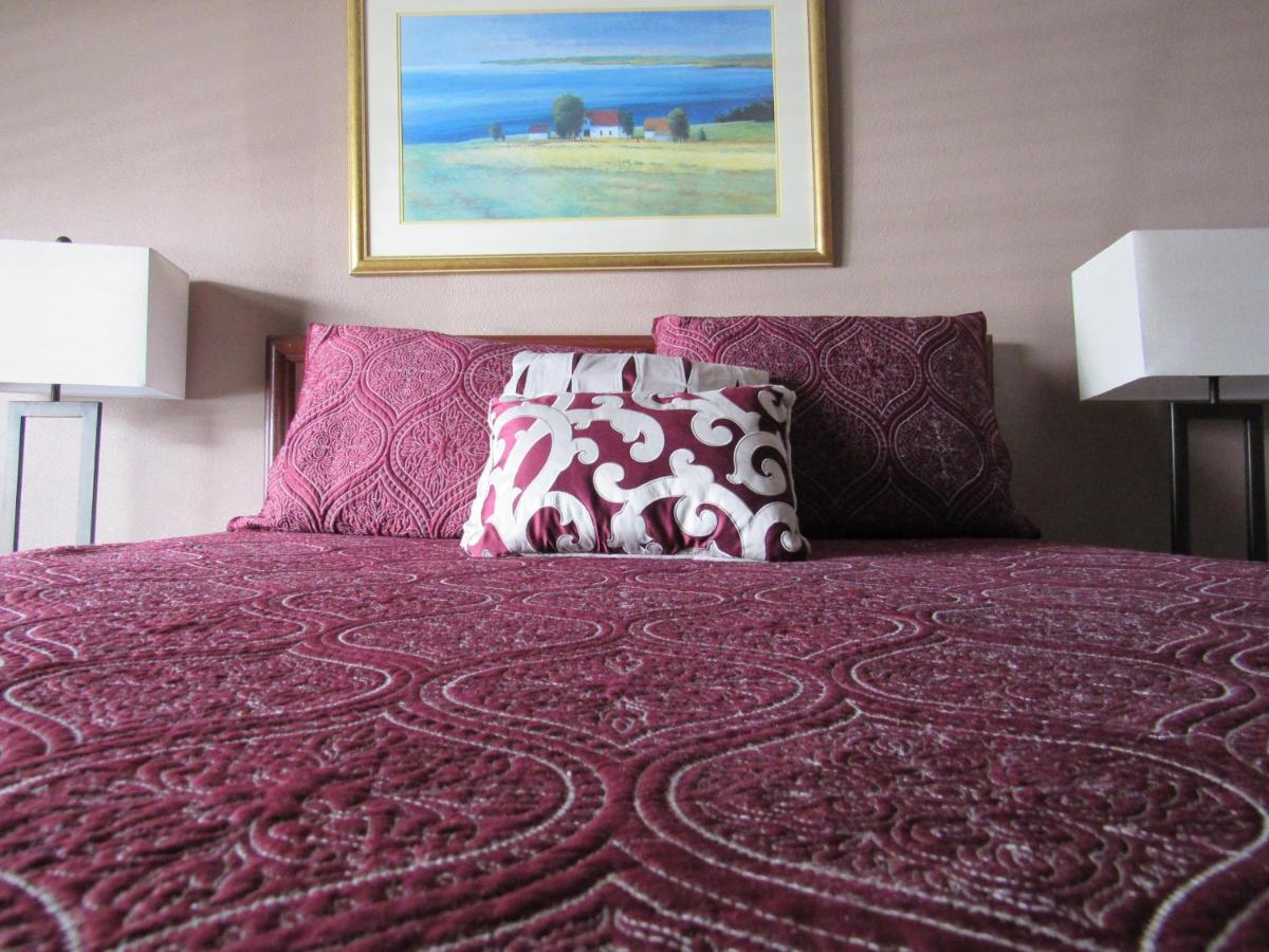 Captain Cook Inn — photo 16
