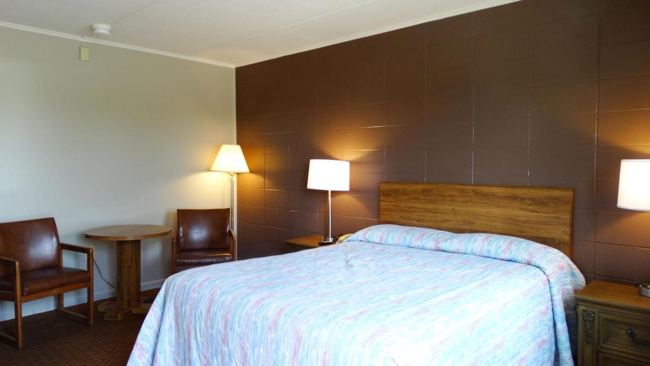 Attican Motel — photo 12