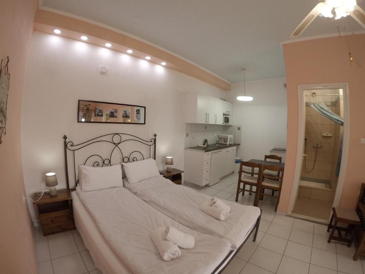 ANDROMACHES HOLIDAY APARTMENTS - Laterooms