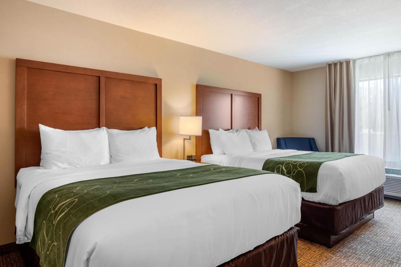 The Schenectady Inn & Suites — photo 17