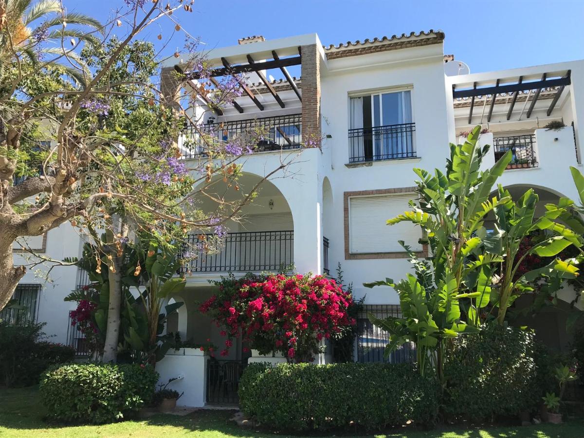 Marbella - Estepona beach frontline apartment, Estepona ...