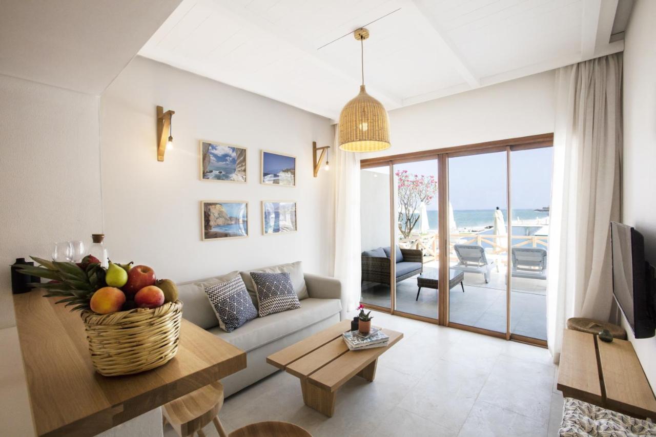 La Siesta Hotel & Beach Resort photo