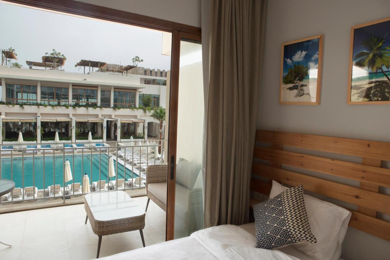 La Siesta Hotel & Beach Resort photo