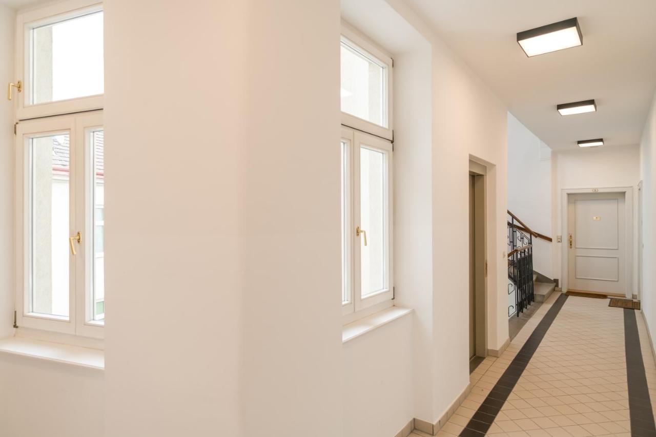 Stadlau Live Apartments photo