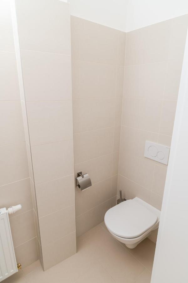 Stadlau Live Apartments photo