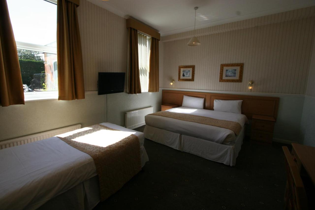 Grange Moor Hotel - Laterooms