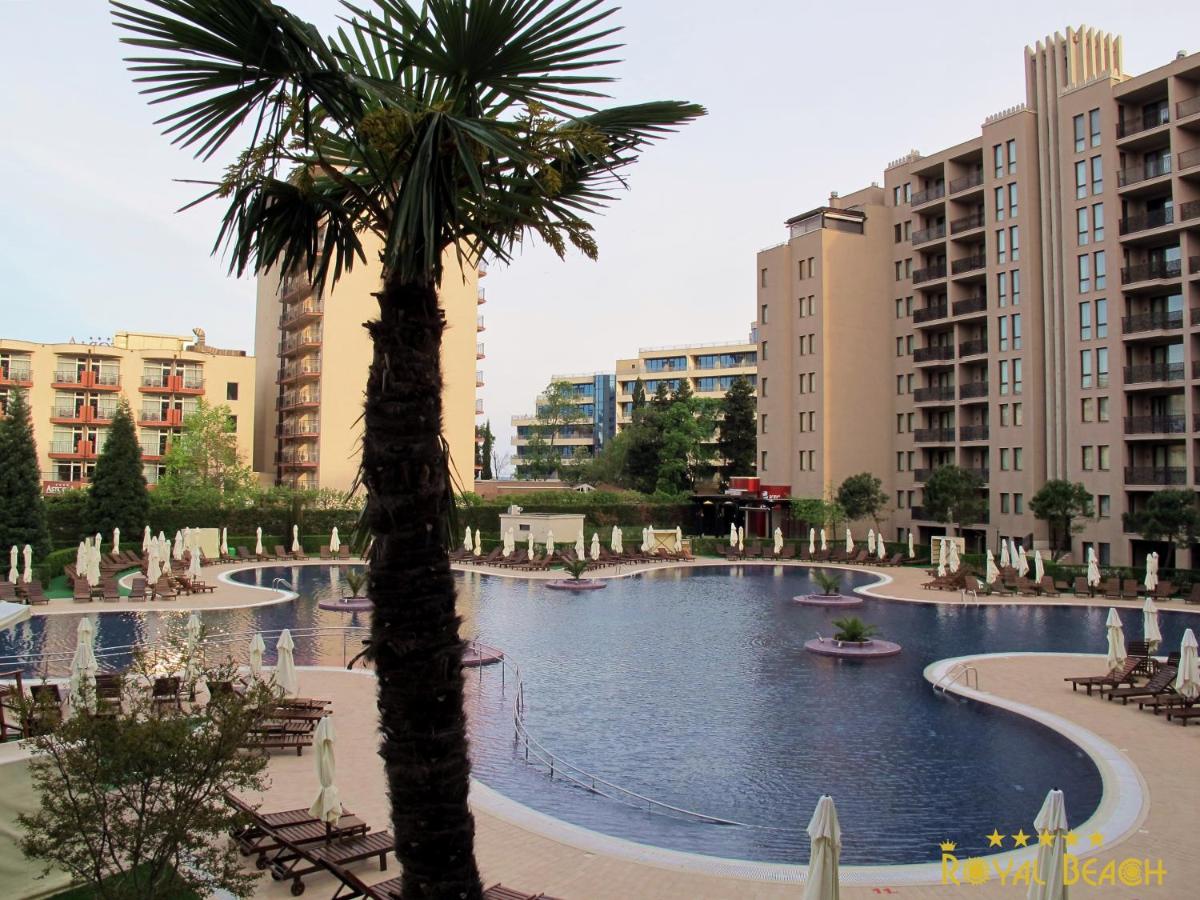 ROYAL BEACH HOTEL apartment photo