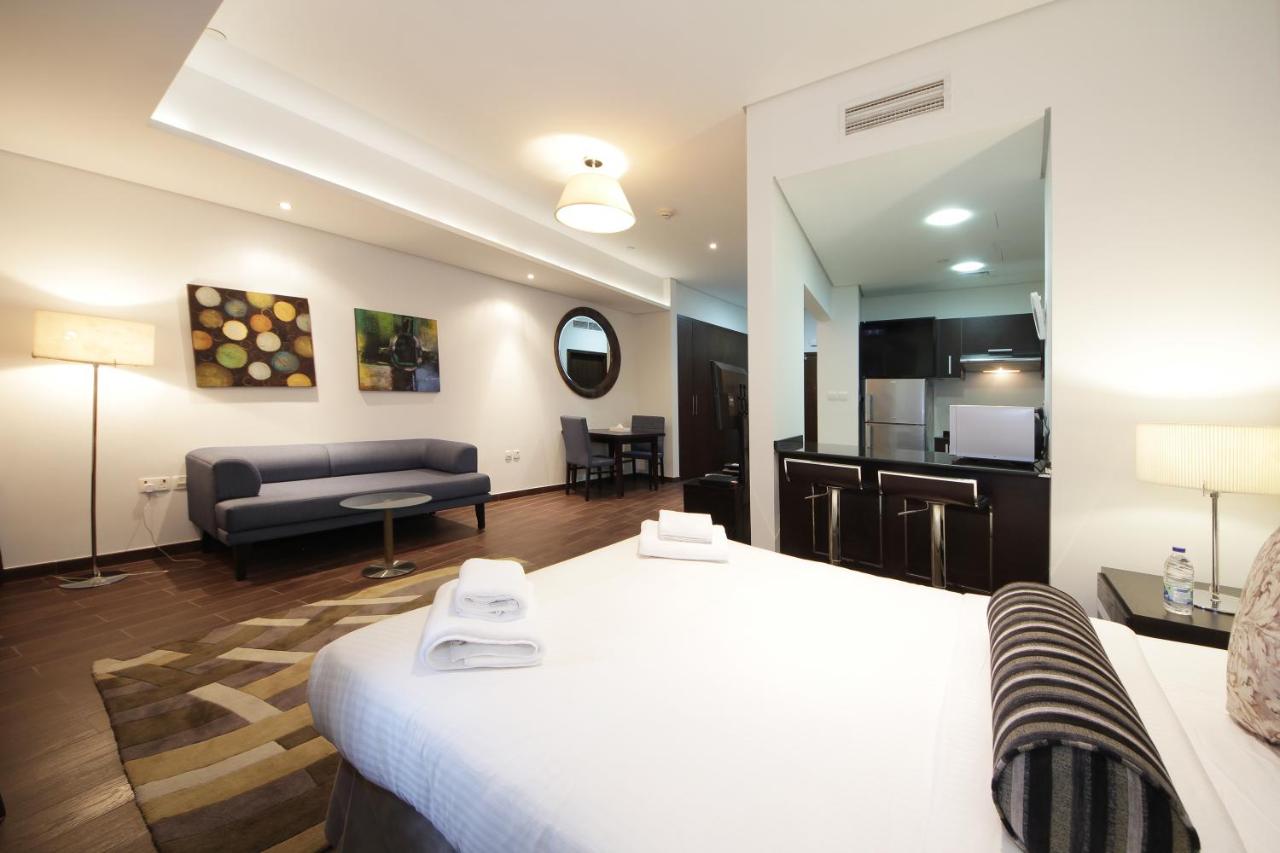 Signature Holiday Homes - The Matrix Tower Studio Apartment, Dubai –  Updated 2022 Prices