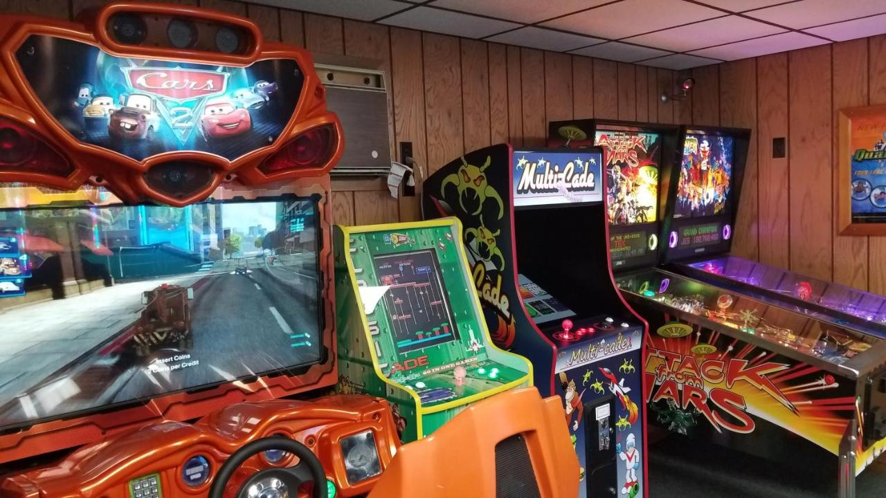 Black Hawk Motel & Suites — photo 12