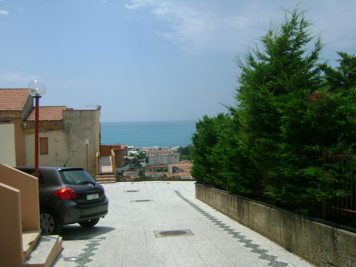 Appartamento con vista mare photo