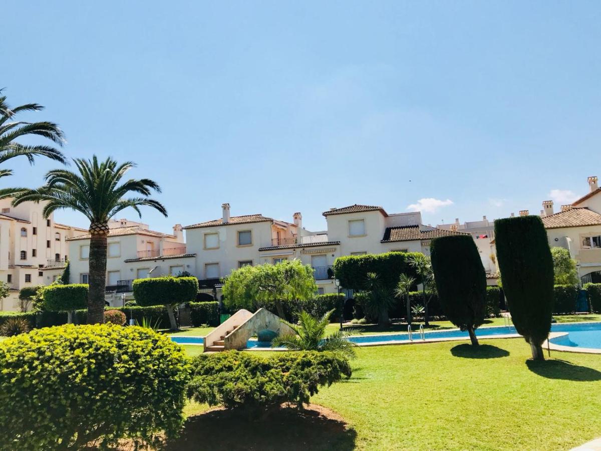 Bungavilla House in La Isla, Jávea – Bijgewerkte prijzen 2022