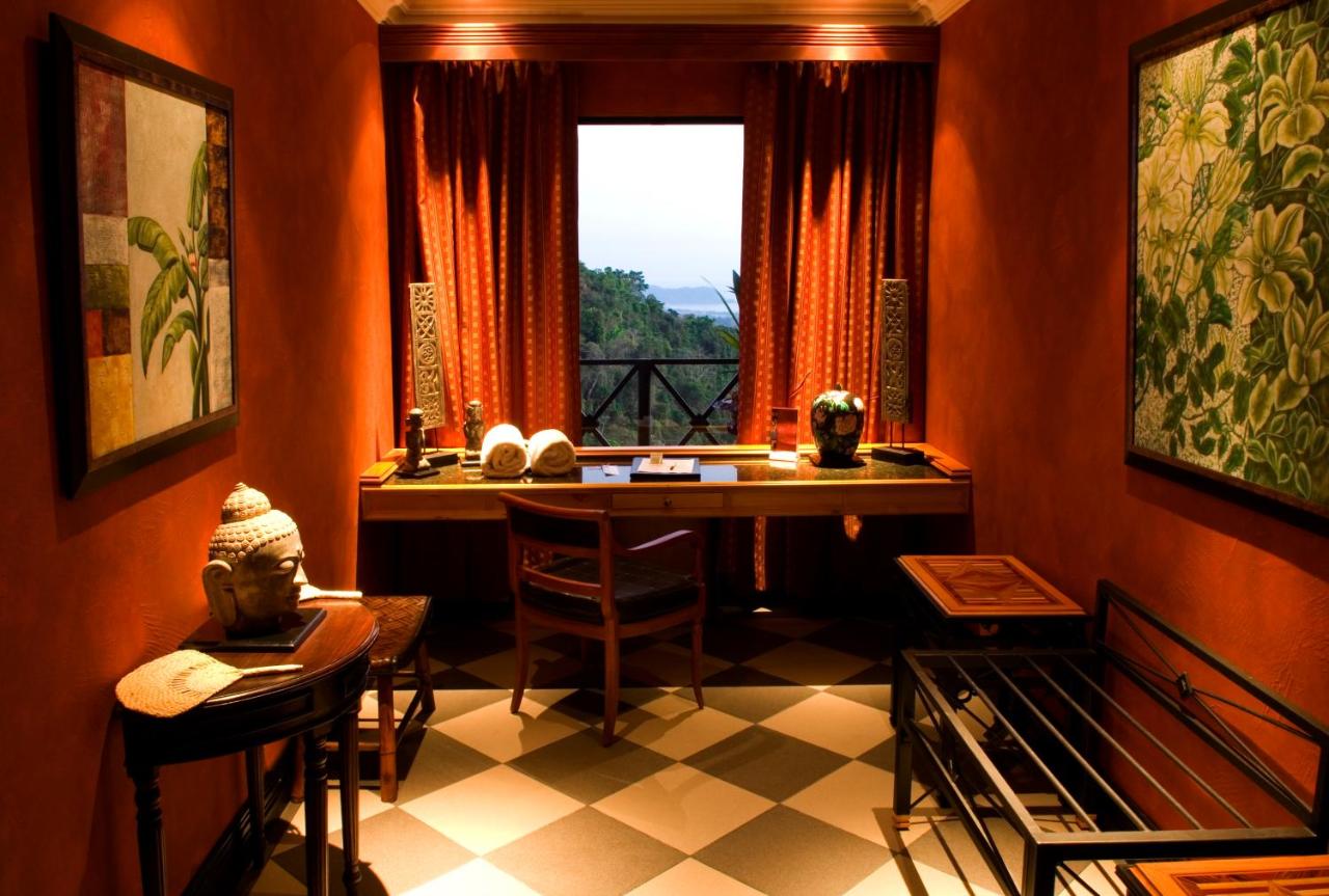Hotel Villa Caletas photo