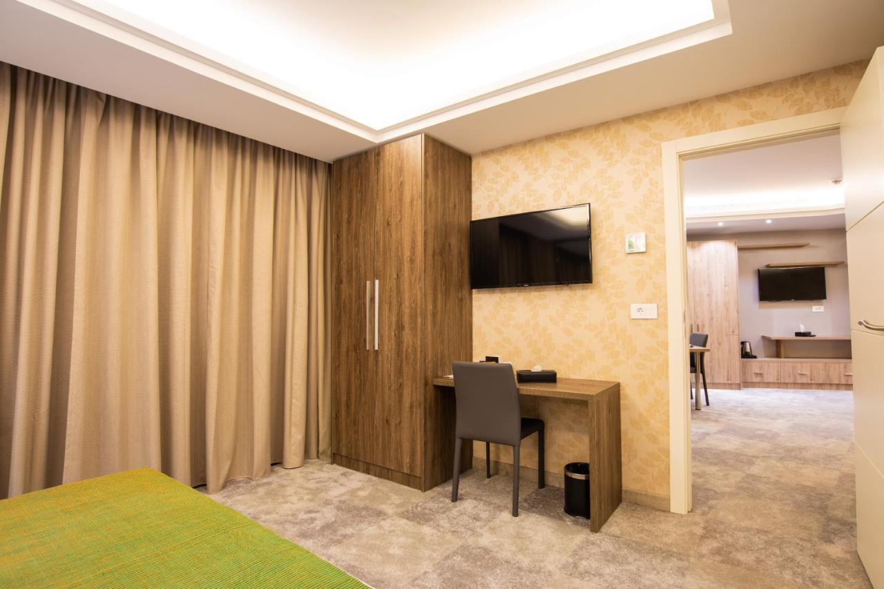 Maximus Hotel Byblos photo