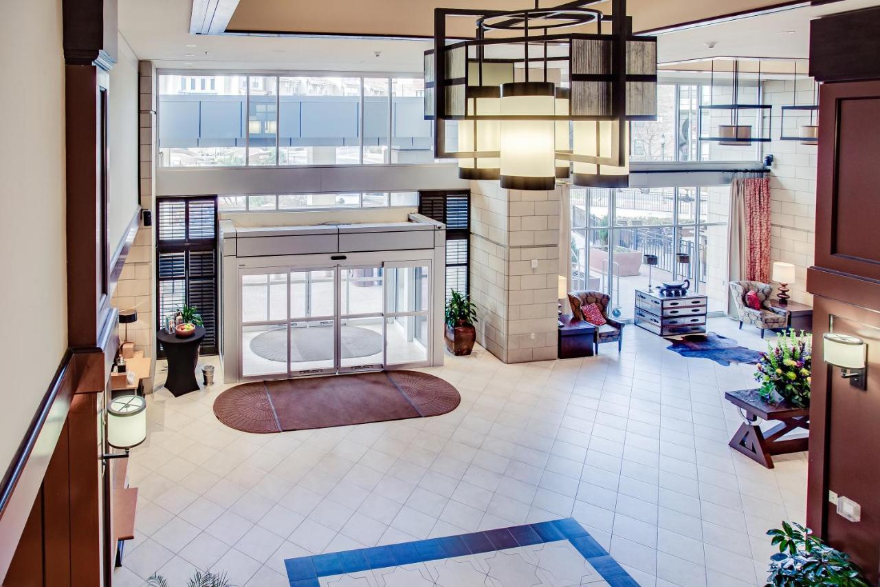 Overton Hotel and Conference Center — photo 19