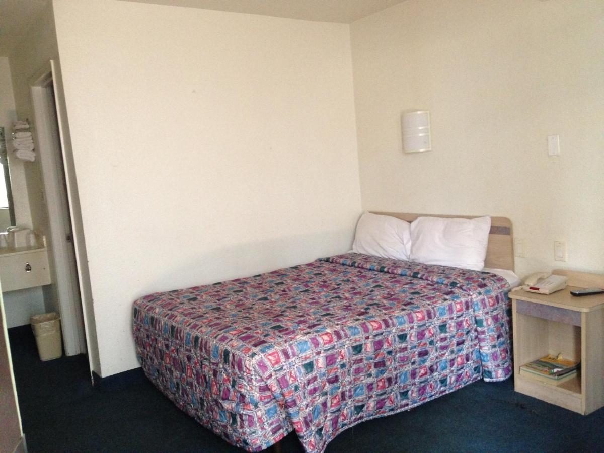 Tower Inn — photo 14