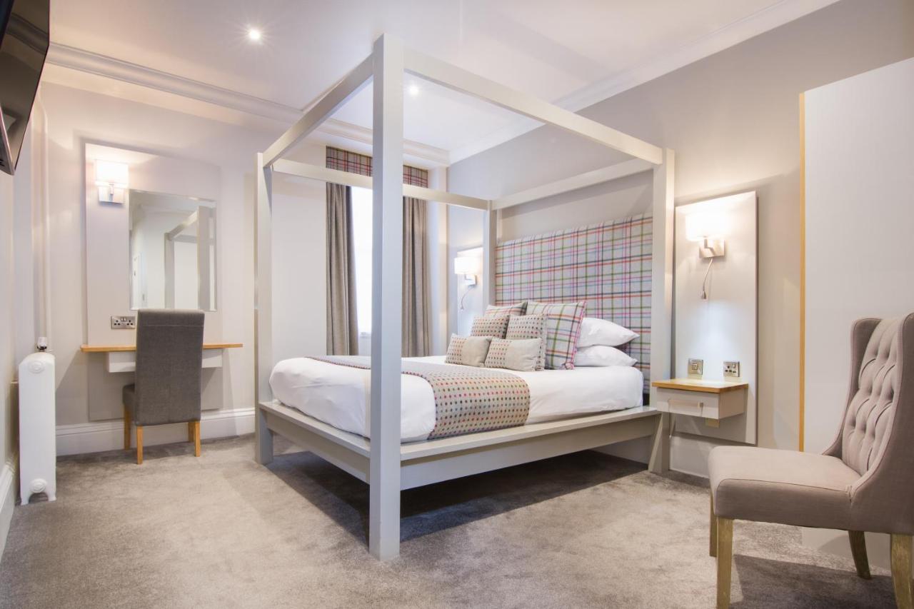 Superior Double Room with Four Poster Bed - Non-Smoking
