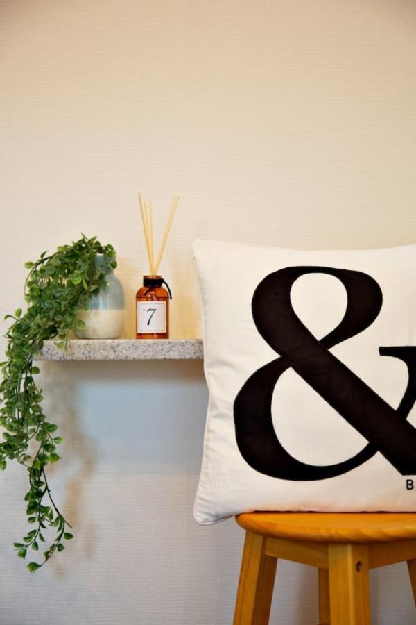 Kanbe Building 301 - 2