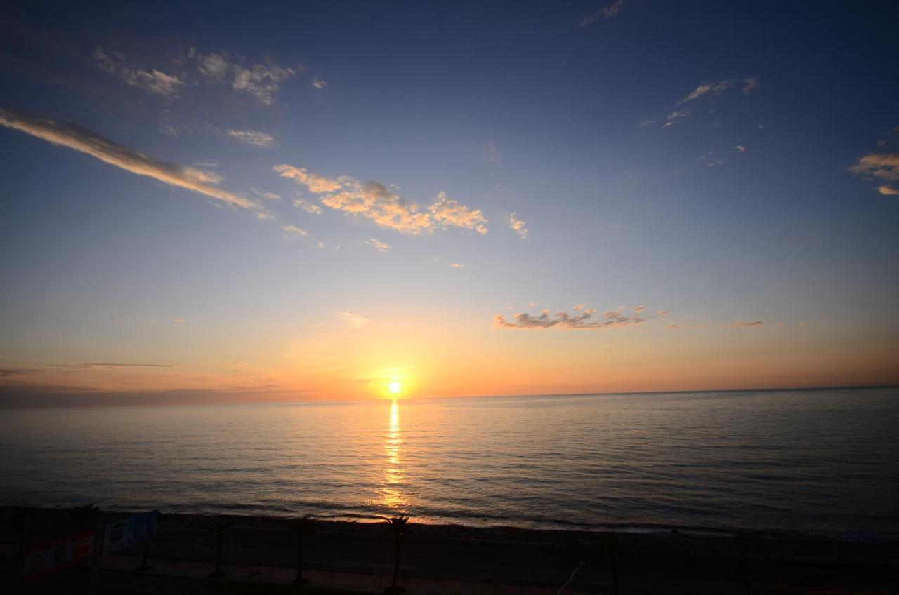 Beach: Batumi Palm Hotel