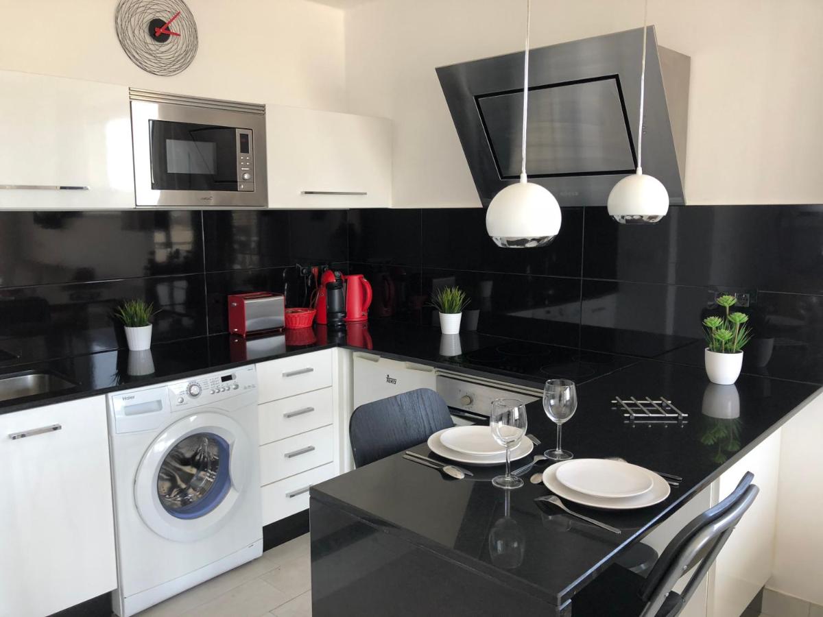 APARTAMENTO CHAO PORTONOVO, Puerto del Carmen – Precios ...