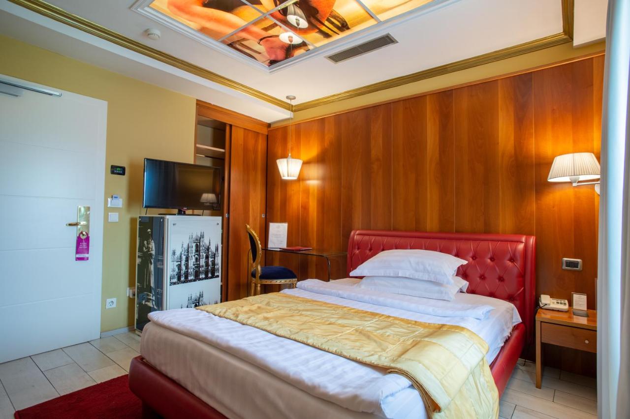 Diplomat Hotel & Spa photo