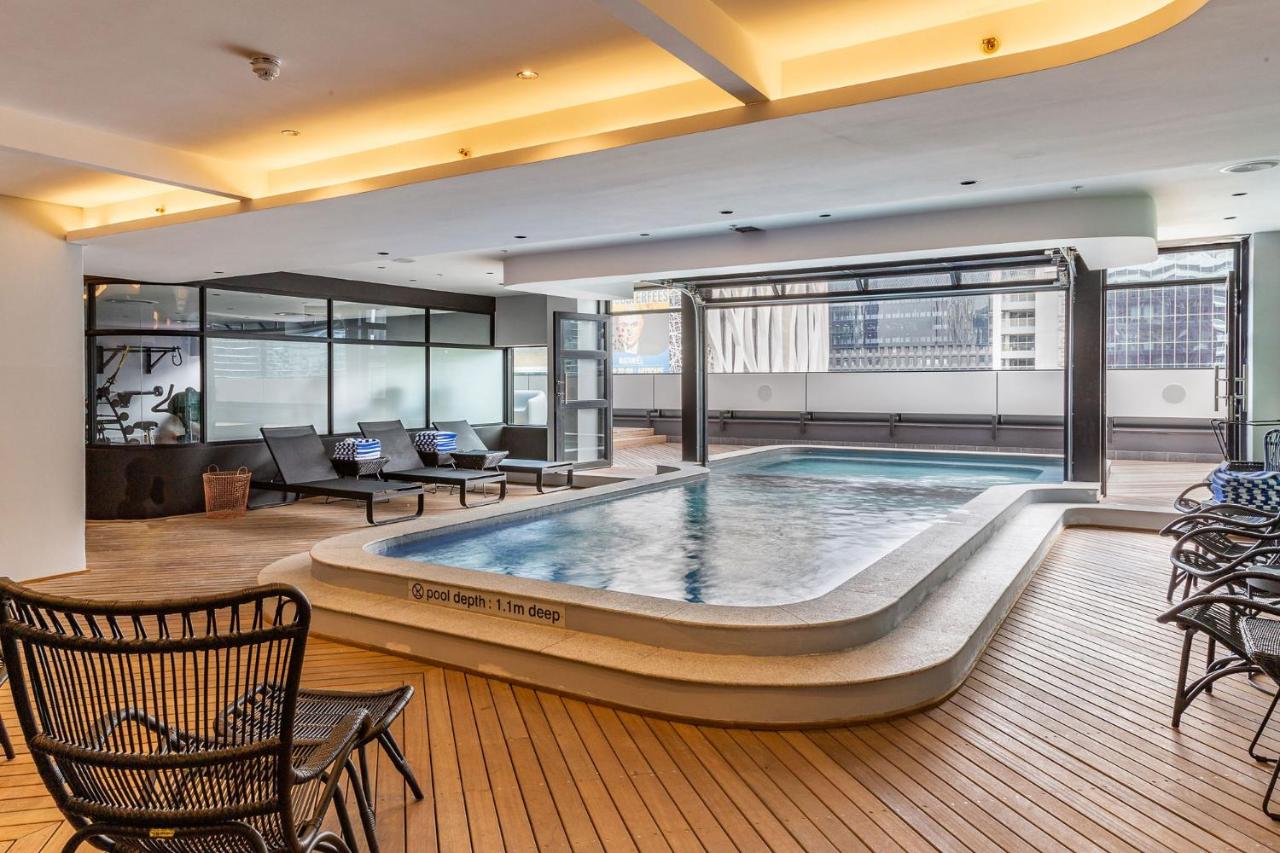 Rooftop swimming pool: Luxury Onyx Penthouse with Sea Mountain Views by CTICC Cape Town