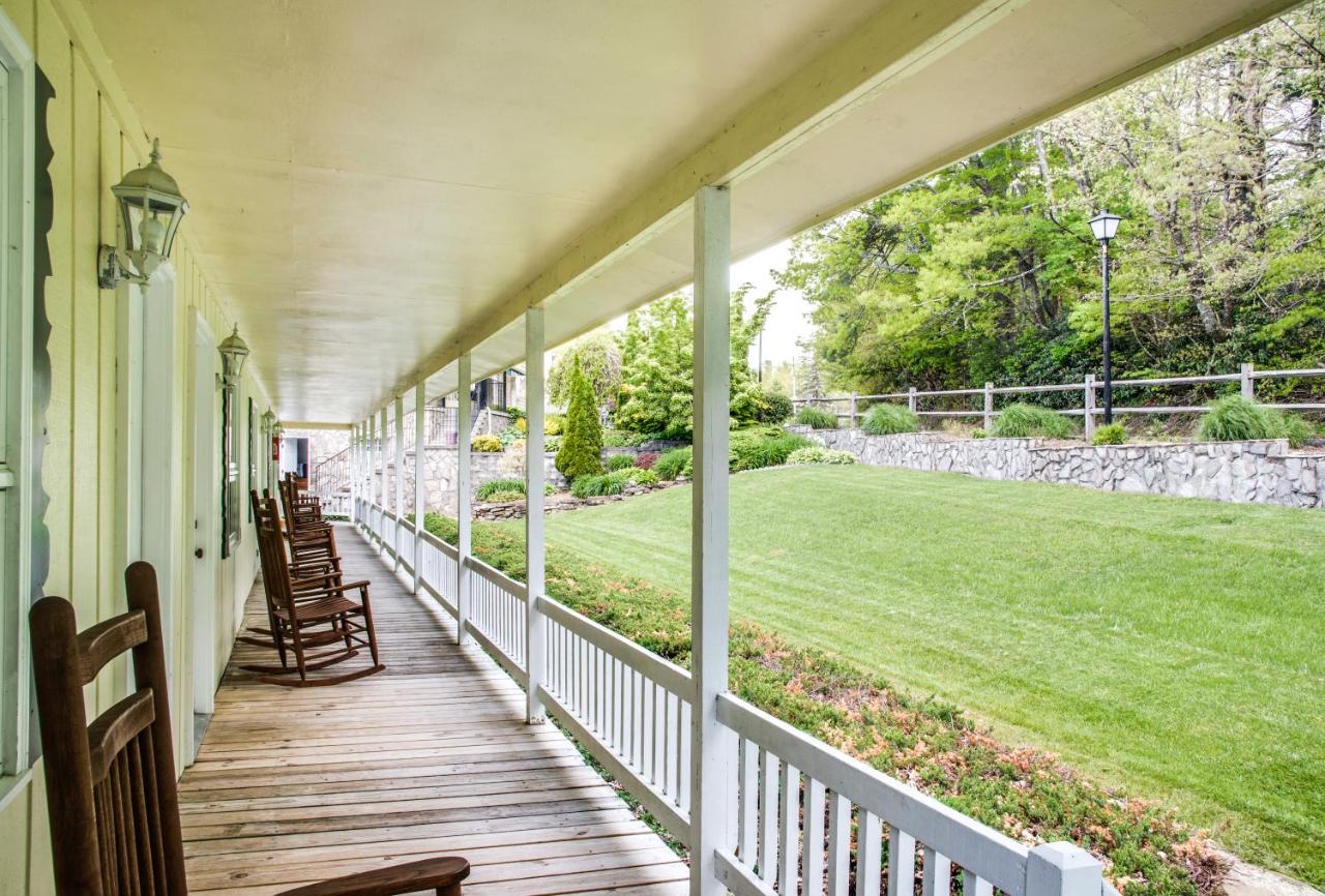 Boxwood Lodge Blowing Rock near Boone-University — photo 9