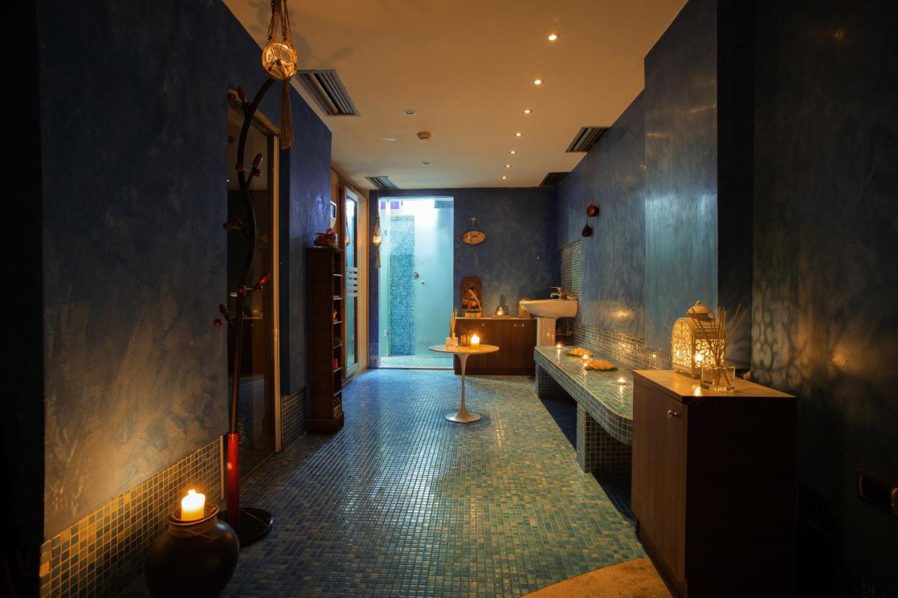 Diplomat Hotel & Spa photo