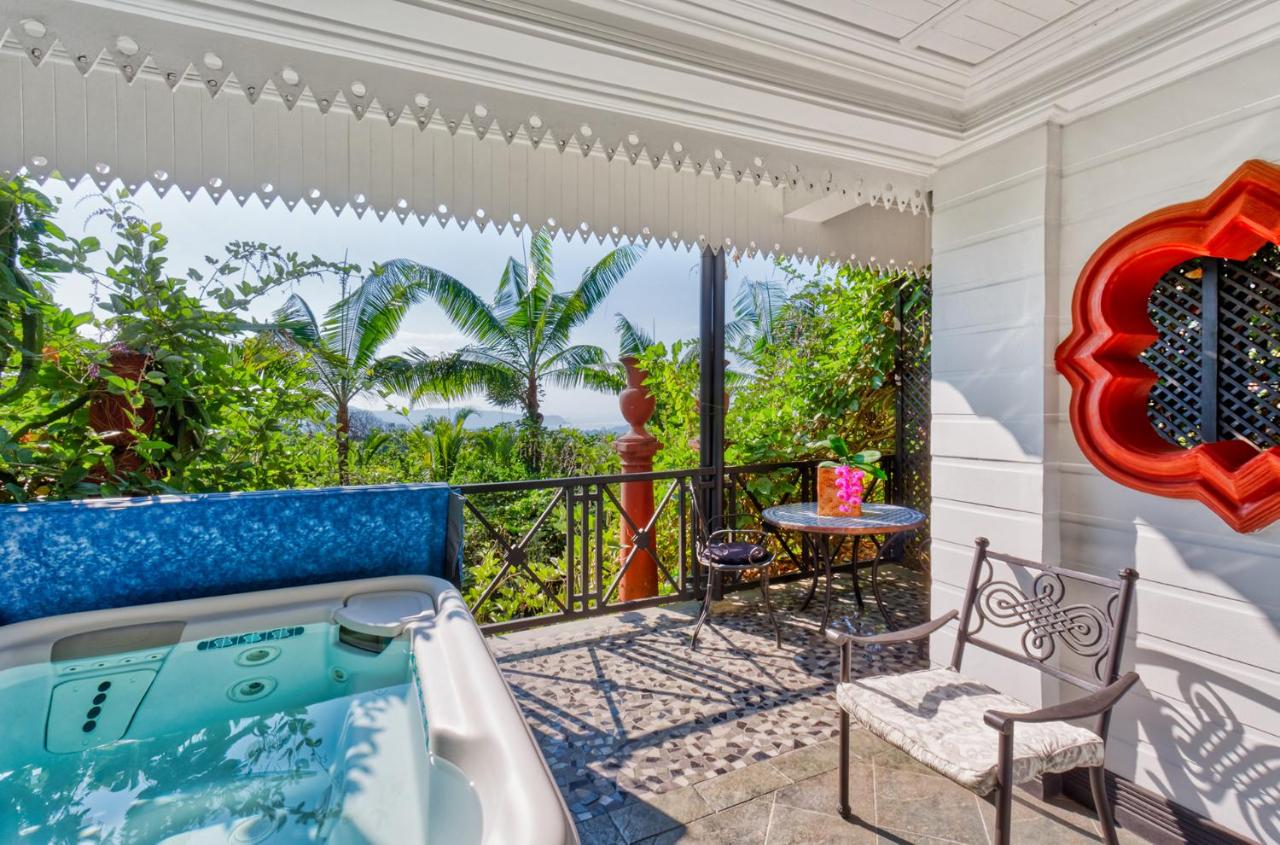 Hotel Villa Caletas photo