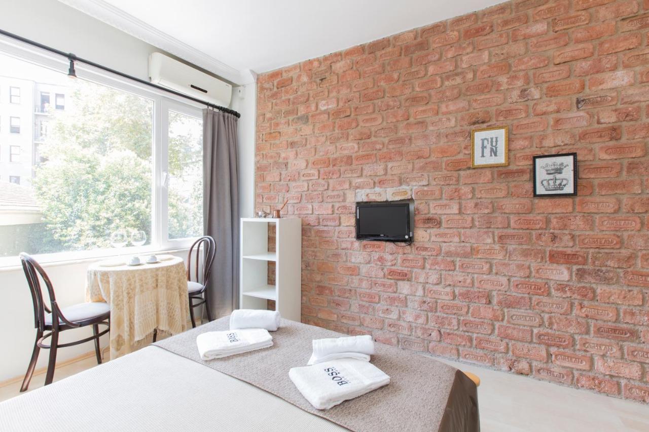 Antique Boutique - 5